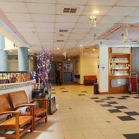 Megah D'Aru Hotel Кота-Кінабалу Екстер'єр фото
